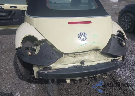 2006 Volkswagen New Beetle 2.5 from USA, damaged, VIN 3VWRF31Y66M333897